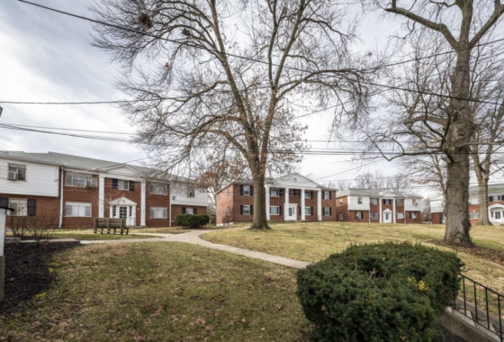 2727 Harrison Avenue, a 22 unit apartment building in Cincinnati